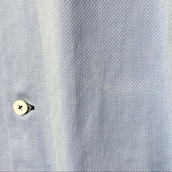Banana Republic Long Sleeve Button Down Shirt in Light Blue Size 16-16.5 - Picture 9 of 9
